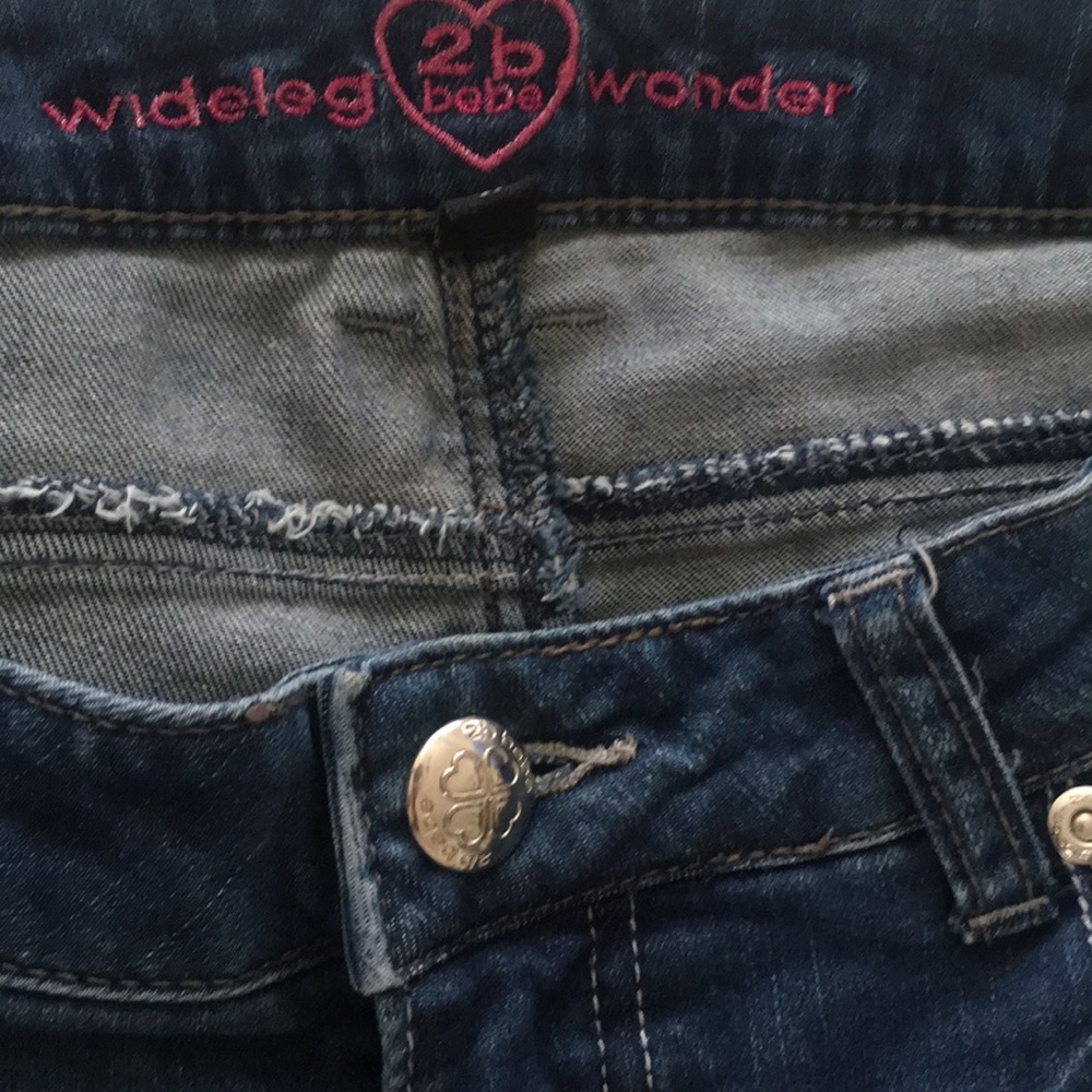 Jeans - Picture 4 of 5